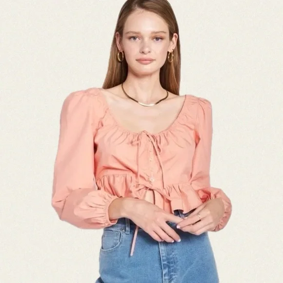 En Saison Ruffle Blouse - Picture 2 of 8